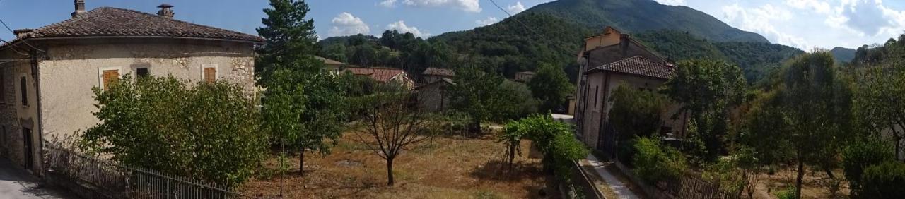 Вилла La Bottega Del Fabbro Affitto Breve Contigliano Экстерьер фото